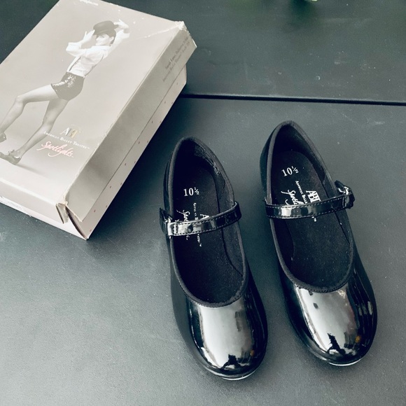 Other - Tap shoes